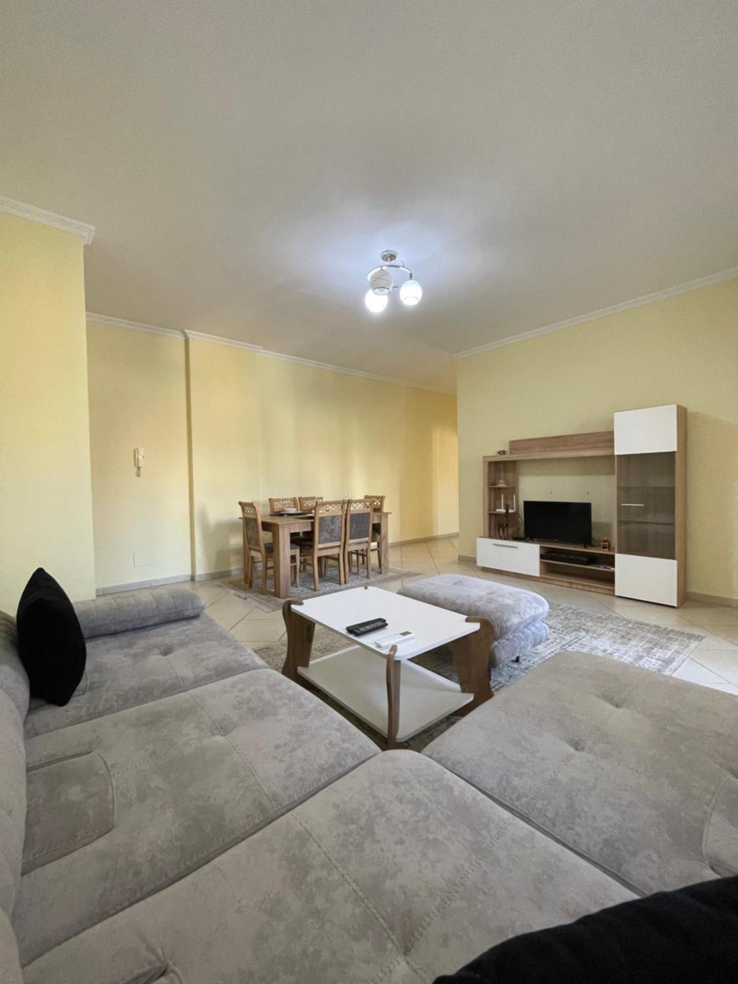 New Baazar Terrace Apartment Tirana Kültér fotó